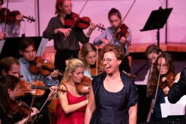 Orchester Stringendo Zürich mit Nadja Räss