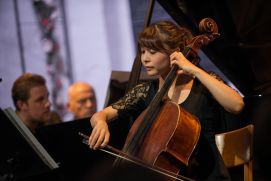 Hitomi Niikura, Cellistin im Trio Basel
