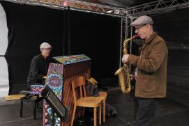 Klavier um vier / Duo Piano Alto